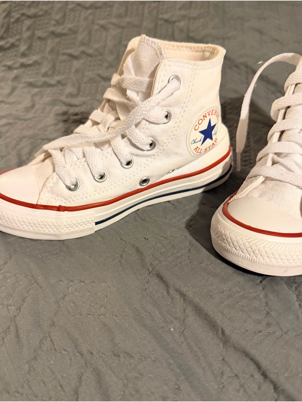 Converse Kids White High Top Sneakers with Red & Blue Trim 11c - Picture 2 of 7
